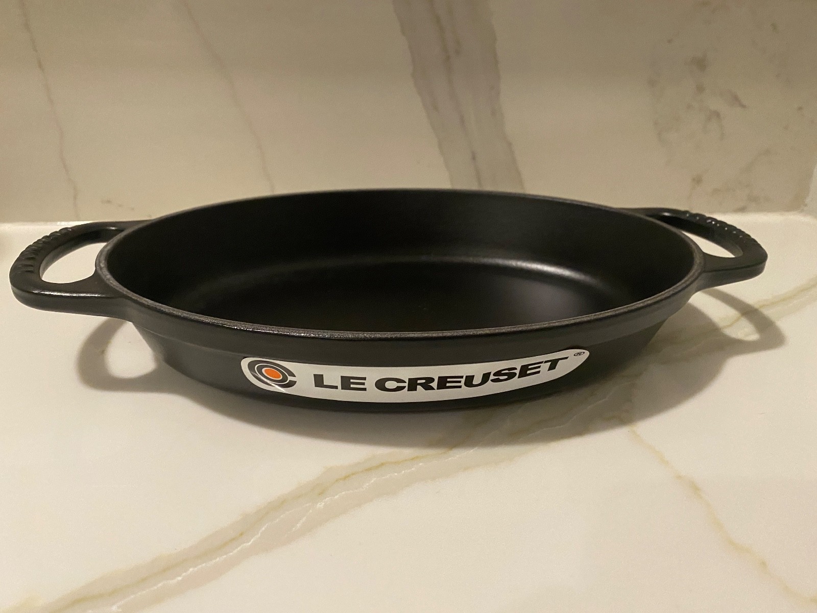 LE CREUSET 1 QUART SIGNATURE OVAL BAKER MATT BLACK/LICORICE/NOIR MAT NEW/BOX