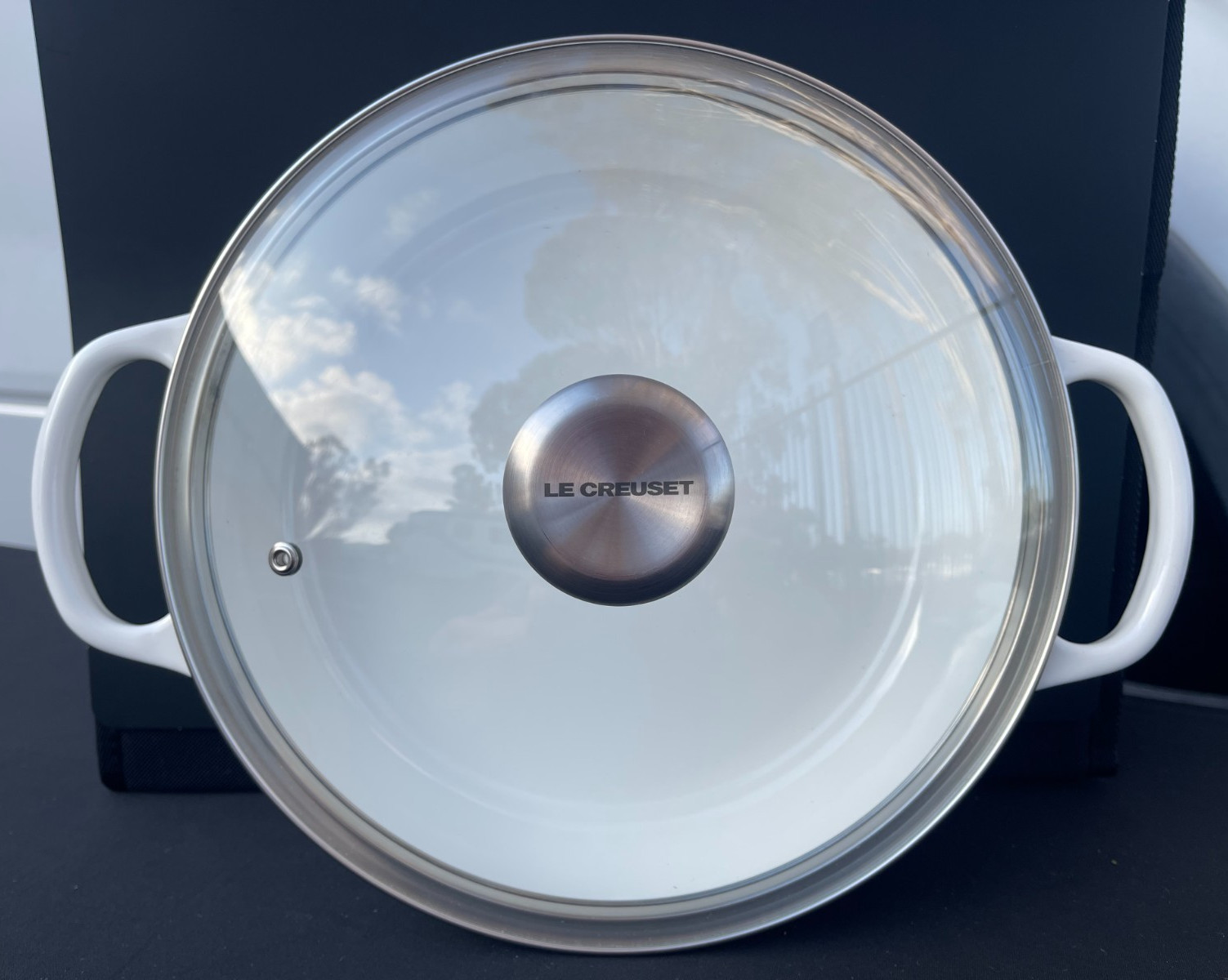LE CREUSET Signature Enameled Cast Iron Braiser Pan w/ Glass Lid 2.25 QT – WHITE
