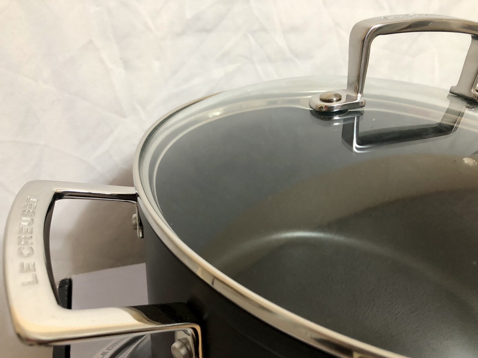 Le Creuset Deep Casserole Toughened Non-Stick (Hard Anodized) 6.3Qt With Lid NEW