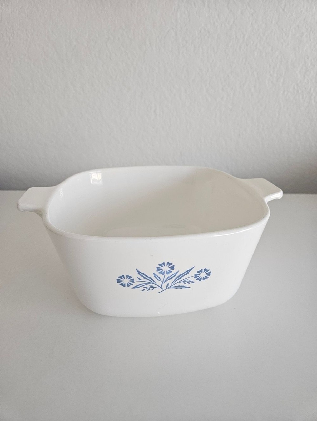 Corning Ware Cornflower Made In USA 70s 80s Flower Pryoceram Cookware Blue