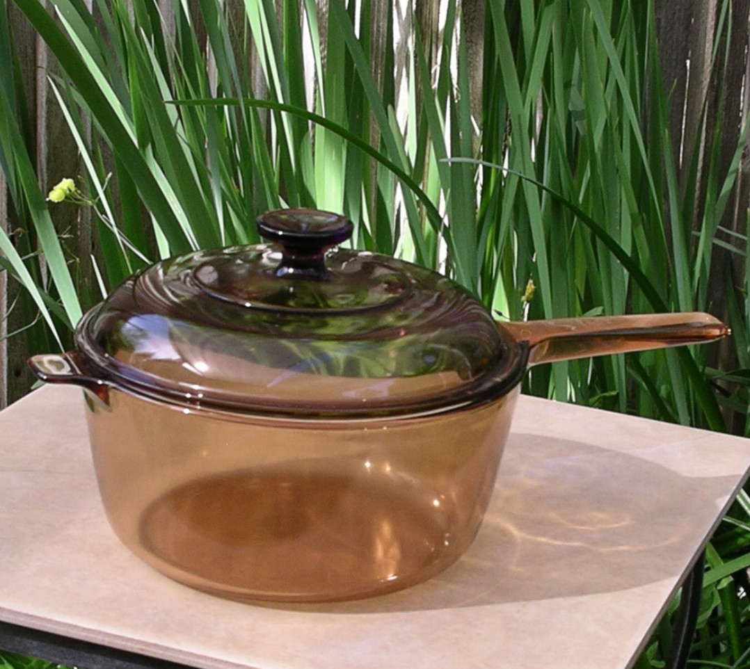 Corning Vision Ware Amber Glass Sauce Pan 2.5 L Pyrex Cookware Pot With Lid USA