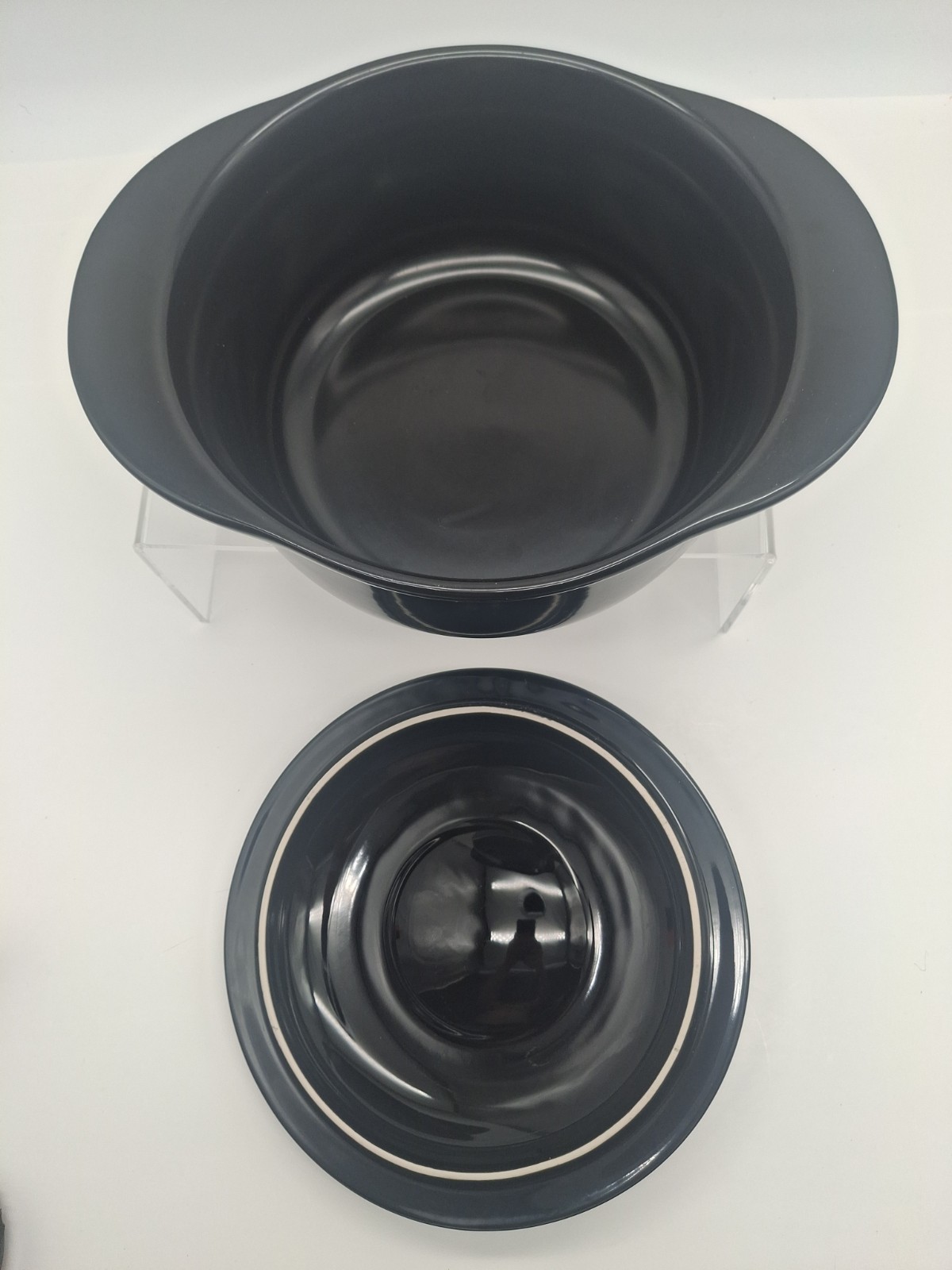 Xtrema Sauce Pot 3.5 qt Black Ceramic Stovetop Microwave Oven Safe with Lid