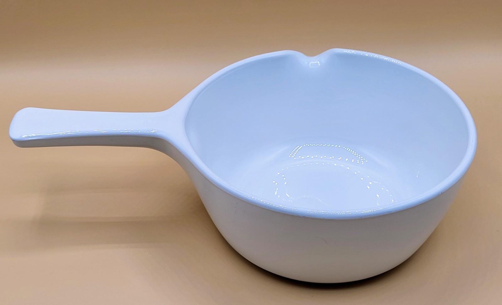 Vintage Corning Ware #P-89-B White Coupe 2.5 Cup Sauce Pan with Pour Spout
