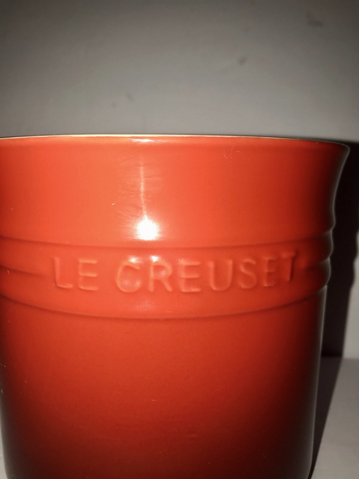 Le Creuset Kitchen Utensil Holder Crock 2.3L Cerise Red Stoneware Large 2-3/4 qt