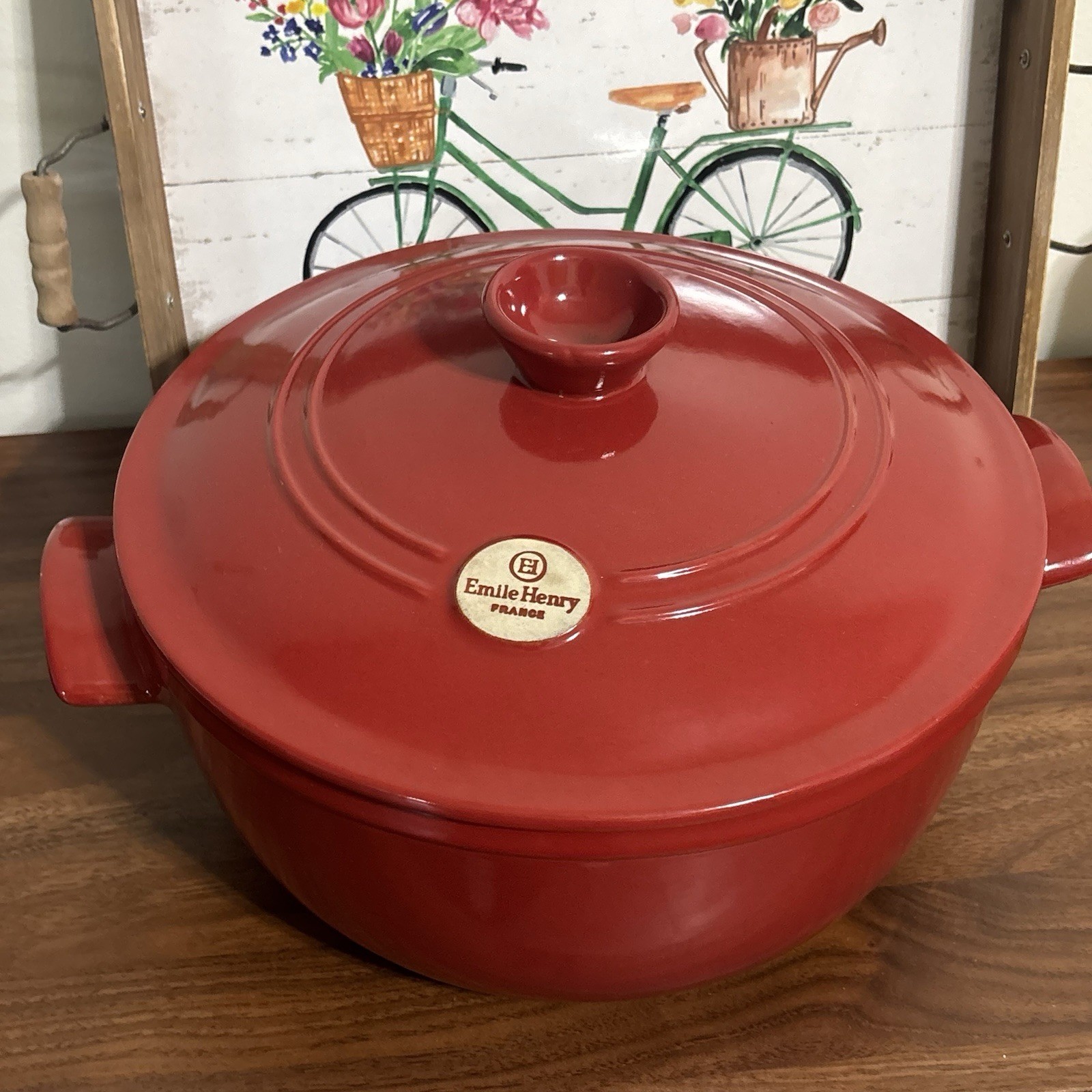 Emile Henry Flame Ceramic 4.2 qt Cocotte Stew Pot Round Dutch Oven Baker Red