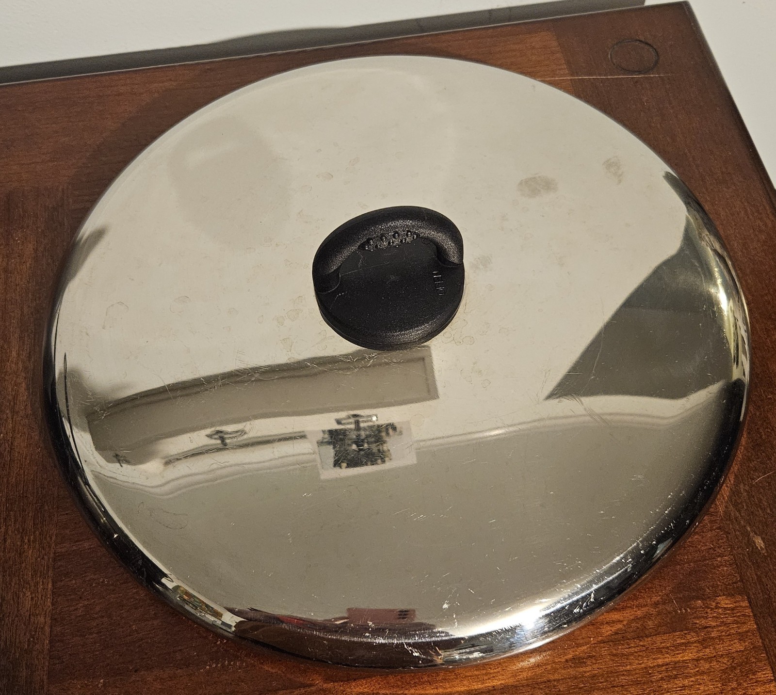 Stainless Steel Pot Lid w/ Open/Close Vent – 11.75″