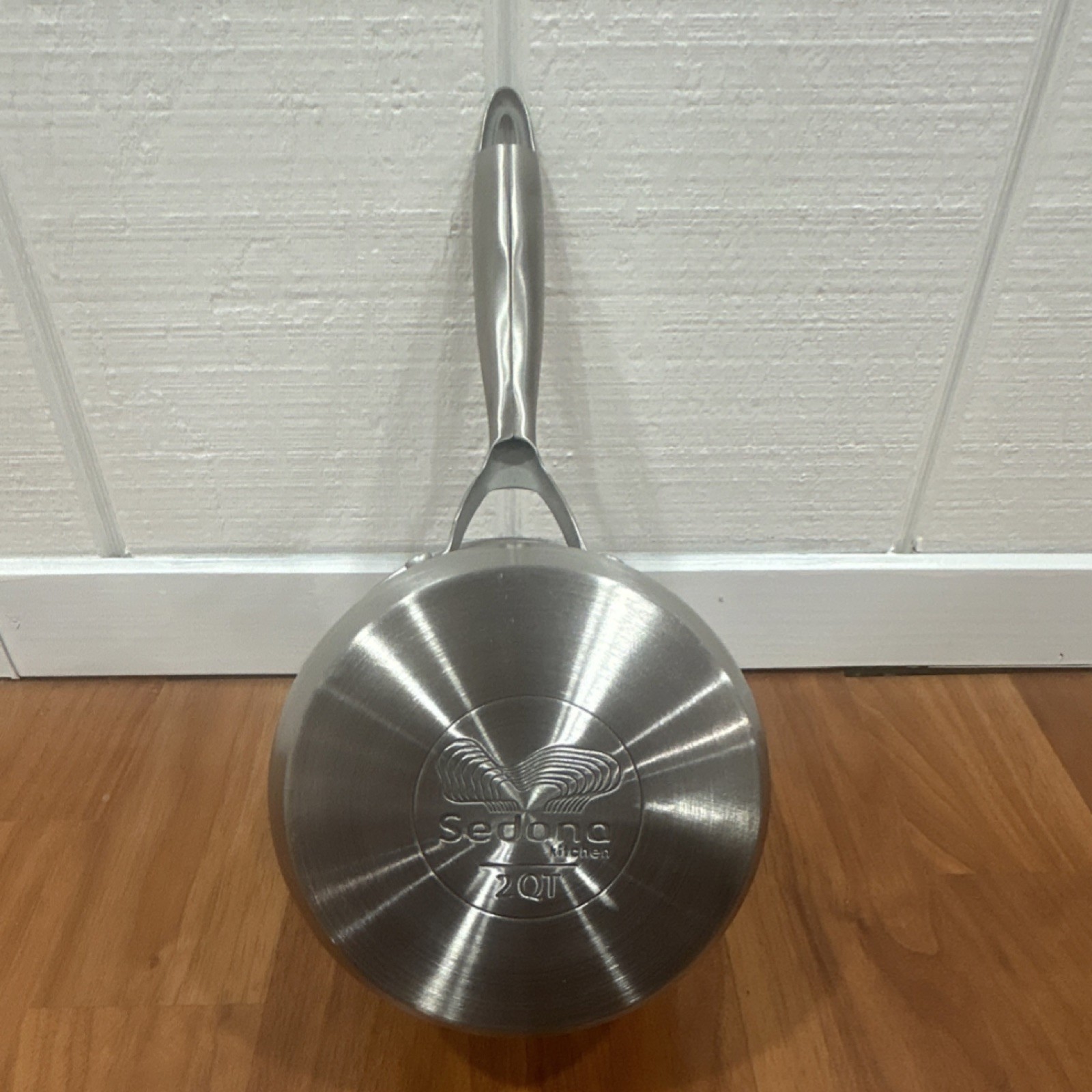 Sedona Kitchen Stainless Steel Silver Round Saucepan Long Handle RQ1 One-Piece