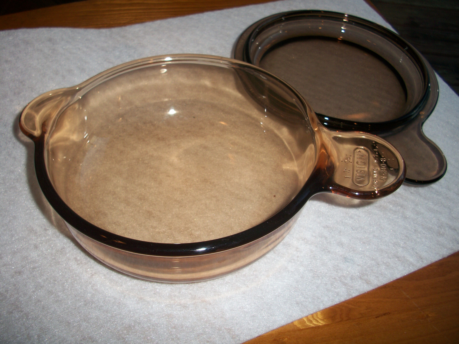 CORNING WARE PYREX VISIONS BROWN AMBER GLASS V-240-B GRAB IT BOWL WITH P240C LID