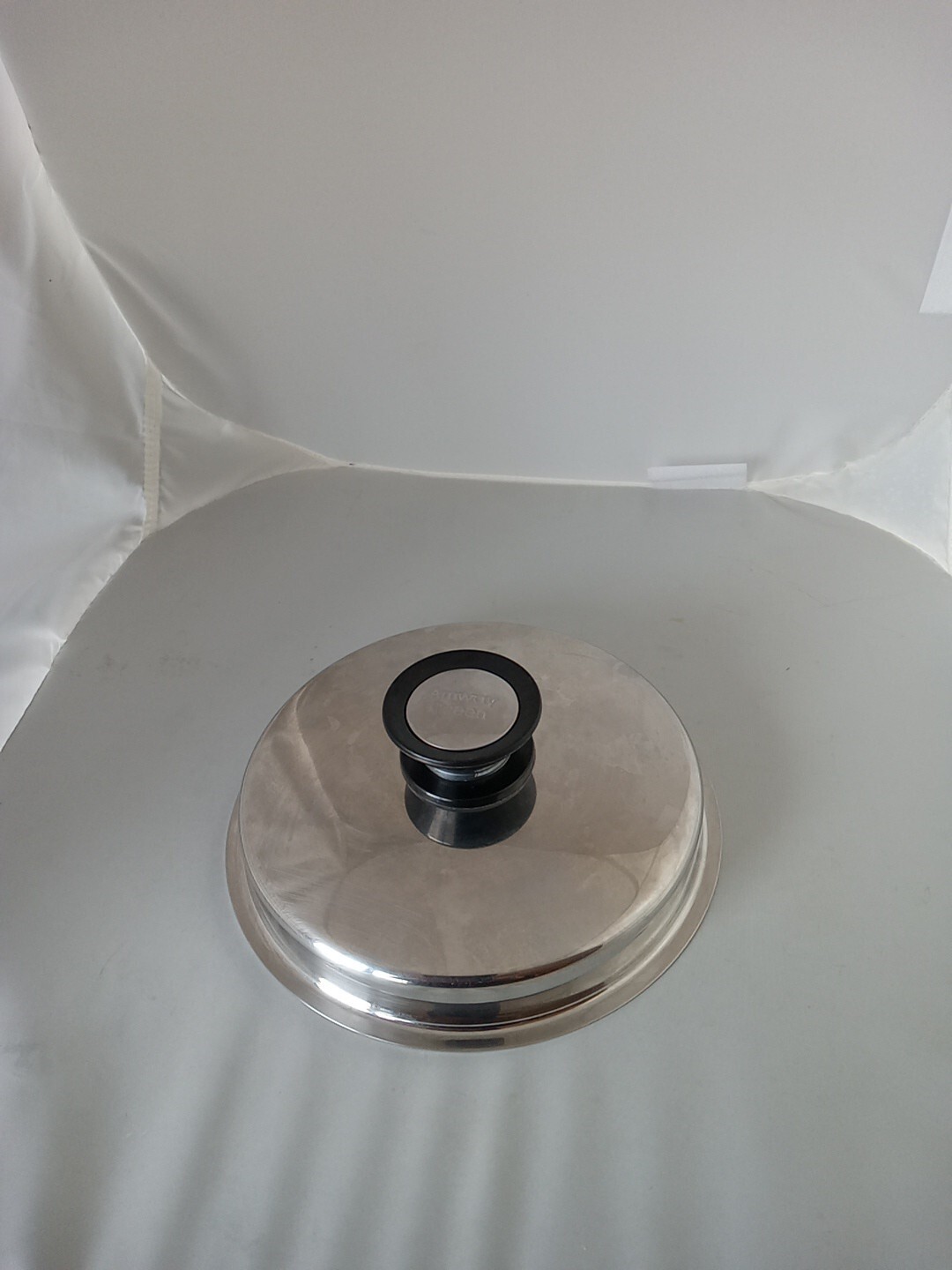Amway Queen Lid Stainless Steel Made in USA Measures approx 7 5/8 in across