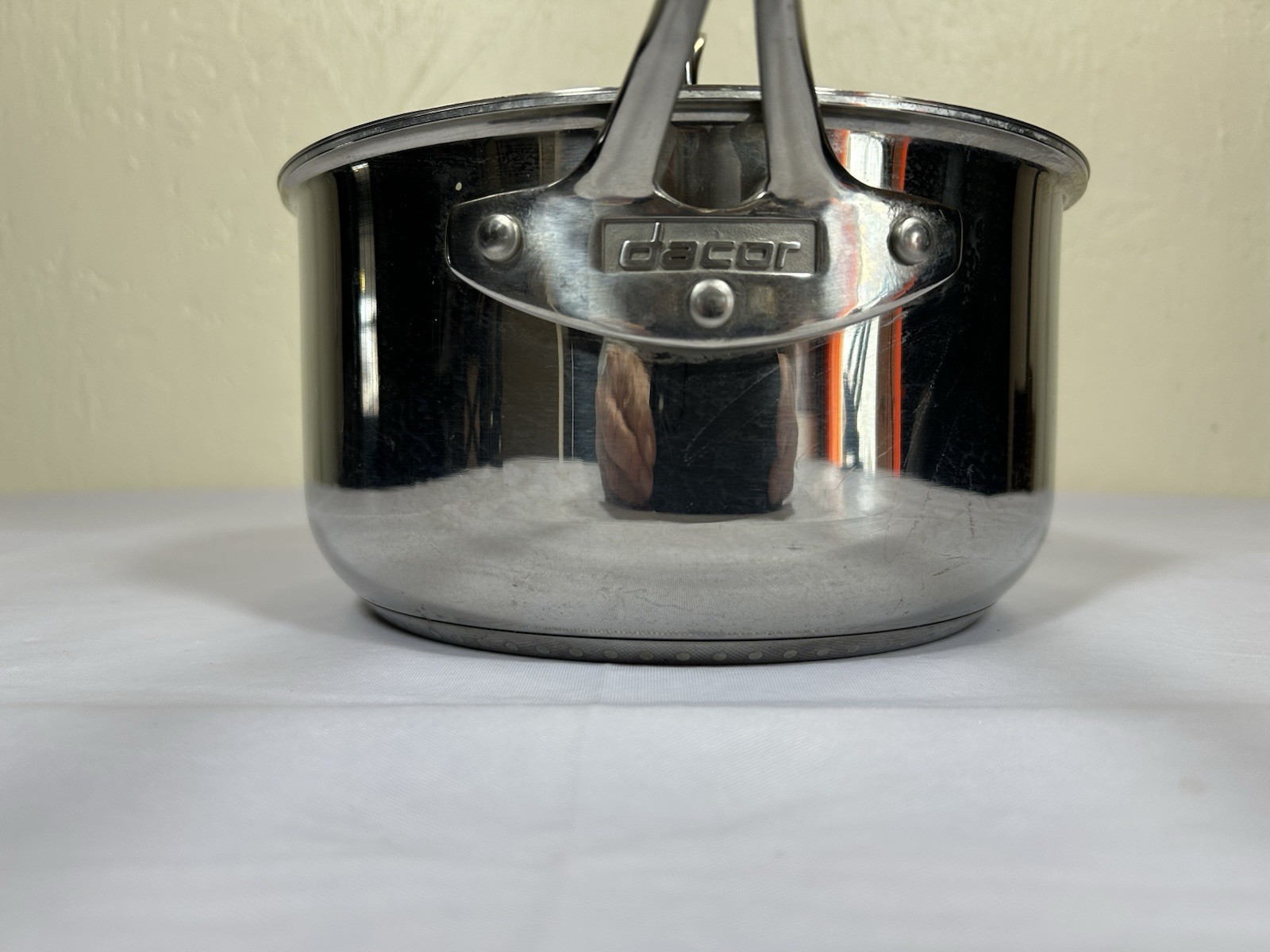 DACOR Hot Dots 2.5 qt Stainless Steel Sauce Pan Saucier Cookware w/ Lid