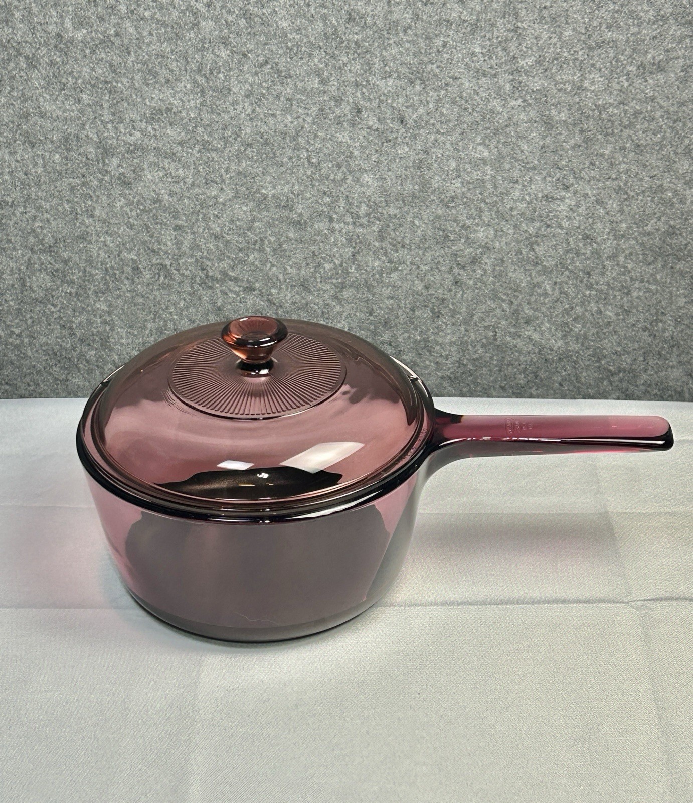 Vtg Corning Ware Vision Cranberry Glass 1L Sauce Pan Non-Stick Bottom Pyrex Lid