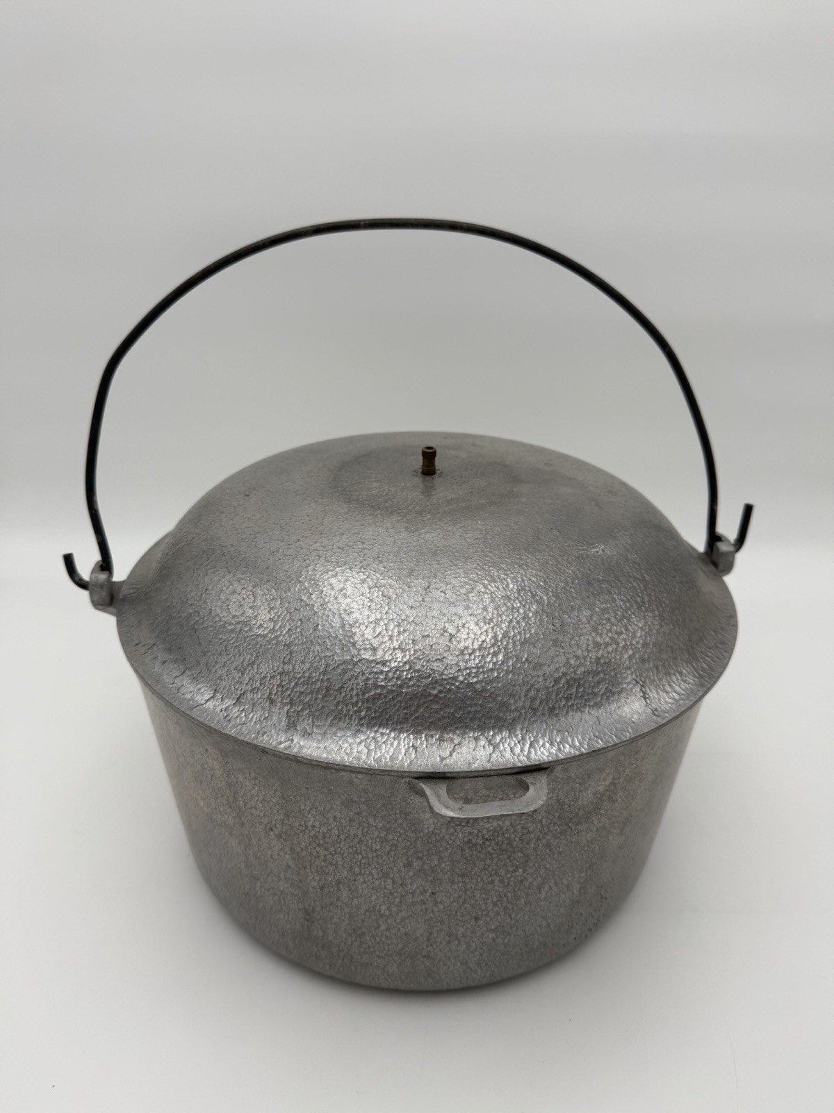 Vtg Club Aluminum Hammercraft 10 qt (12”x6”) Hammered Hanging Dutch Oven + Lid
