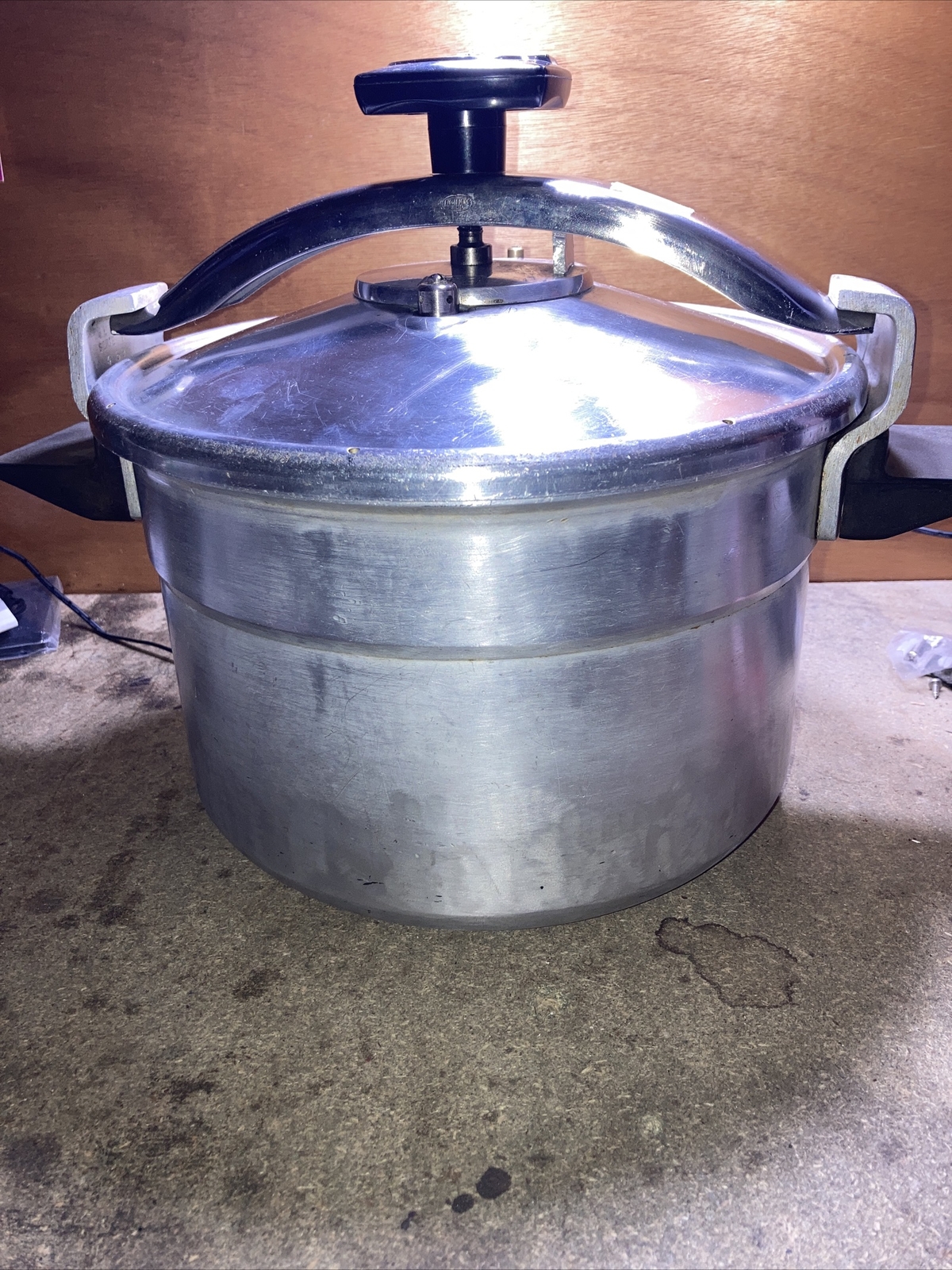 (D8) Antique Casserole Minute SEB 8 Liters Aluminum Vintage
