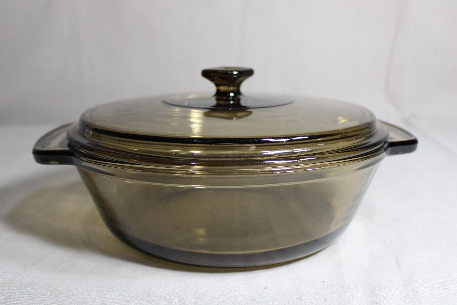 1 ANCHOR OVENWARE Brown Glass 2 Qt Casserole Dish With Lid, USA