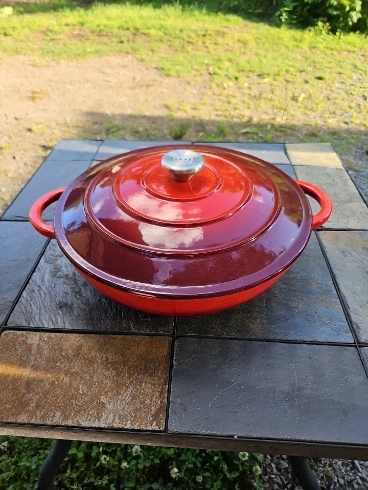 Cook Essentials 5qt Cast Iron Braiser Dutch Oven 12″ × 4″ deep – 15″ × 6″ NEW