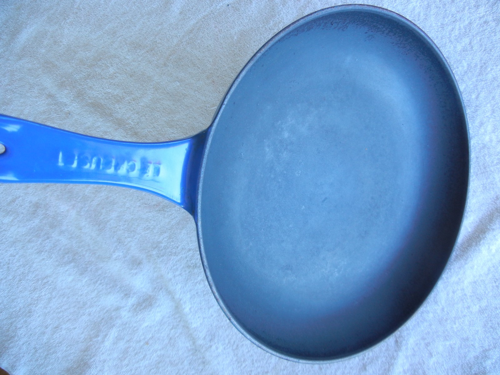 Vintage Le Creuset Blue Cast Iron Enamel 9-3/4″ Shallow Skillet Frying Pan