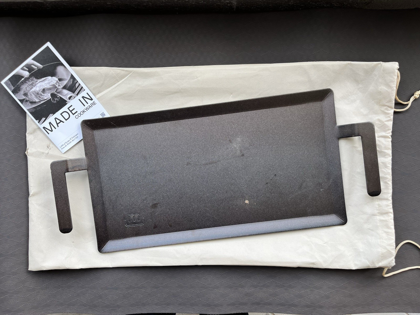 Made In Cookware – Carbon Steel Griddle 24″