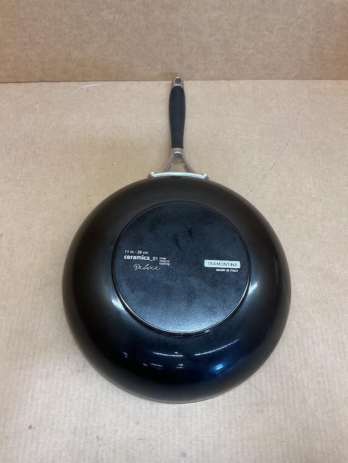 Tramontina Ceramica Deluxe 11-Inch Wok, Ceramic Non Stick Sitr Fry Pan, Black