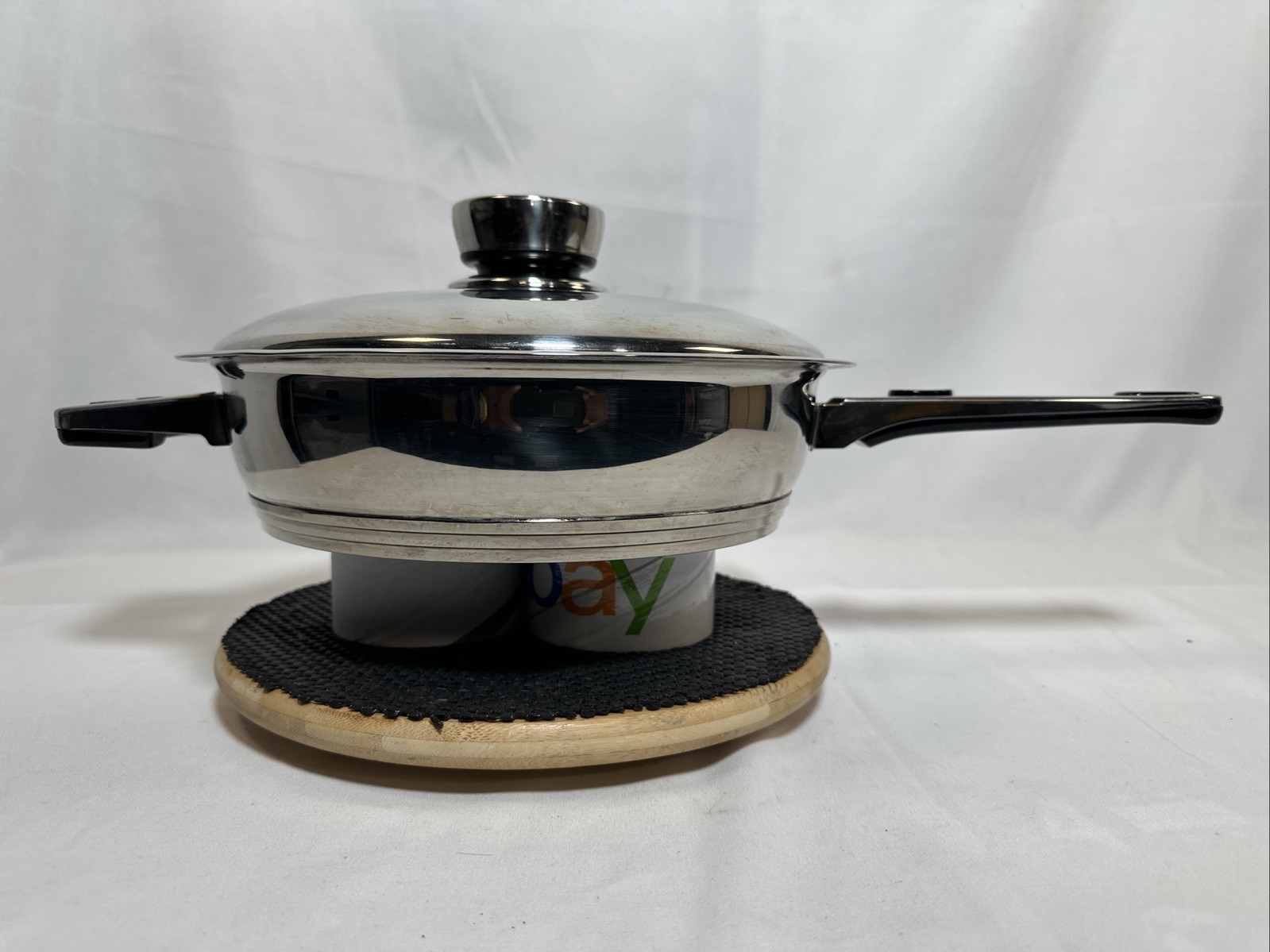 BergHOFF TFK 10 inch 18/10 Stainless frying pan W/“smart thermo knob” lid