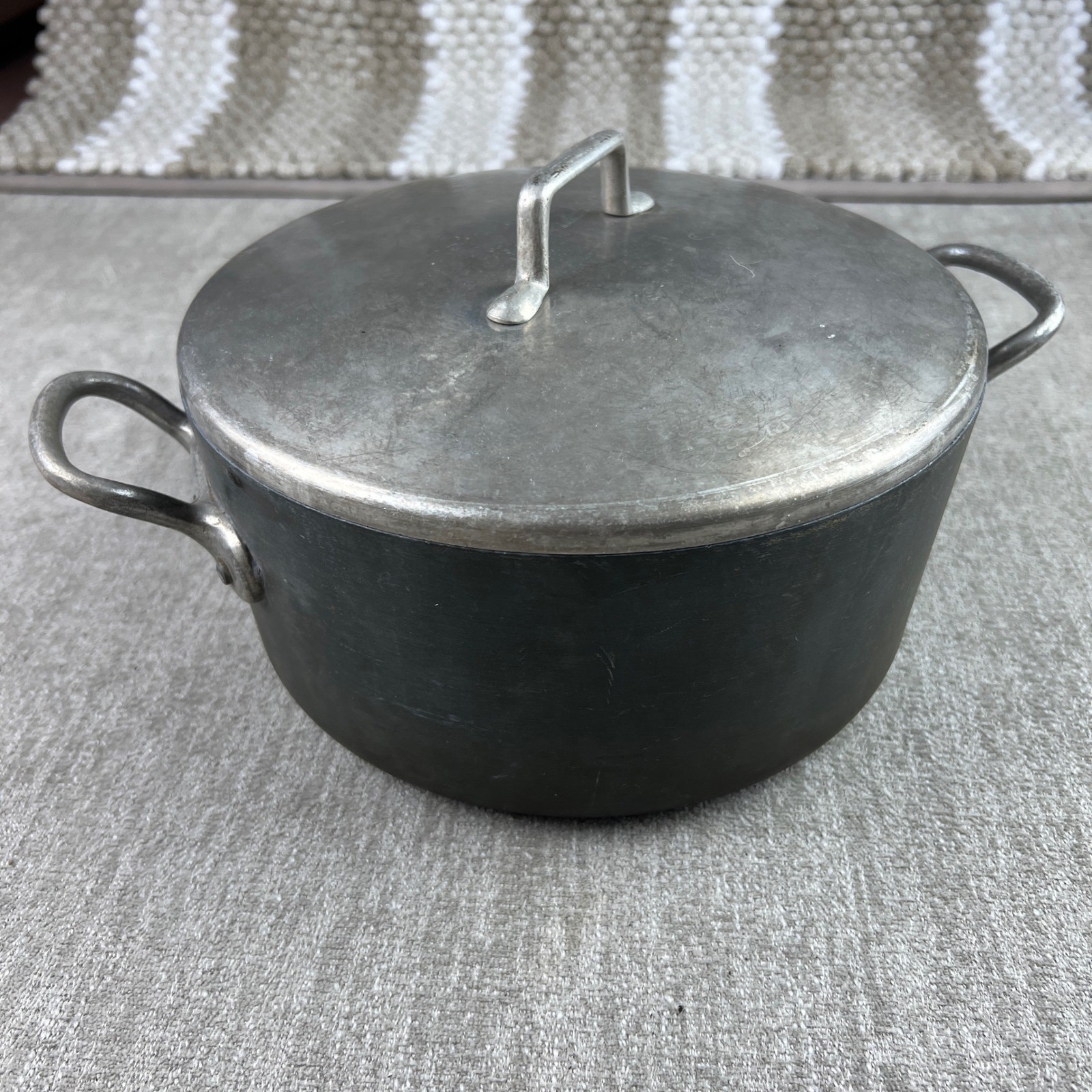 Magnalite GHC Dutch Oven 5 Quart Dark Gray Hard Anodized Cast Aluminum USA Made