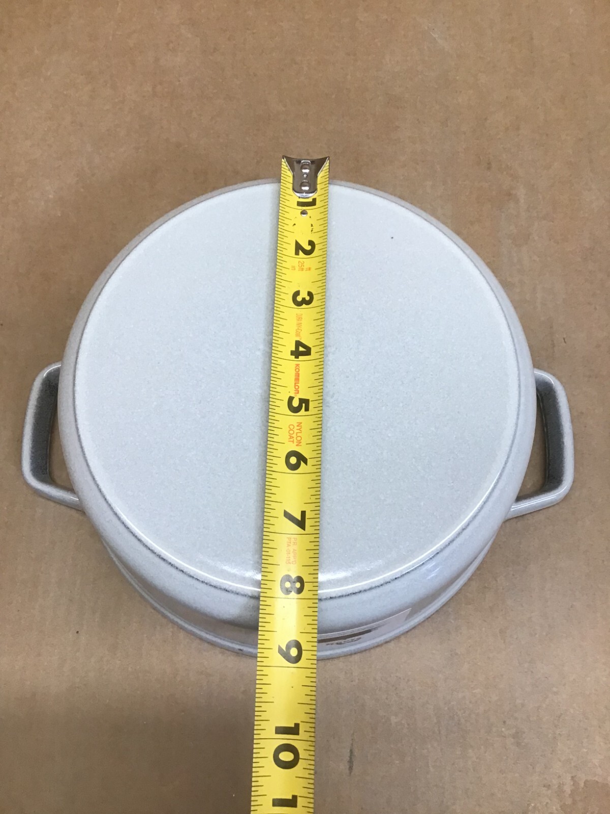 Staub Cast Iron 4-qt Round Cocotte – White Truffle