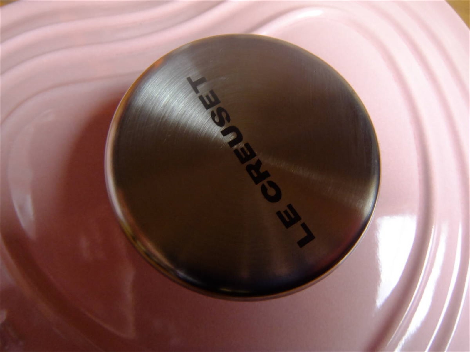 Le Creuset Cocotte Damour Sugar Pink heart shaped Pot old style handle 1.9L