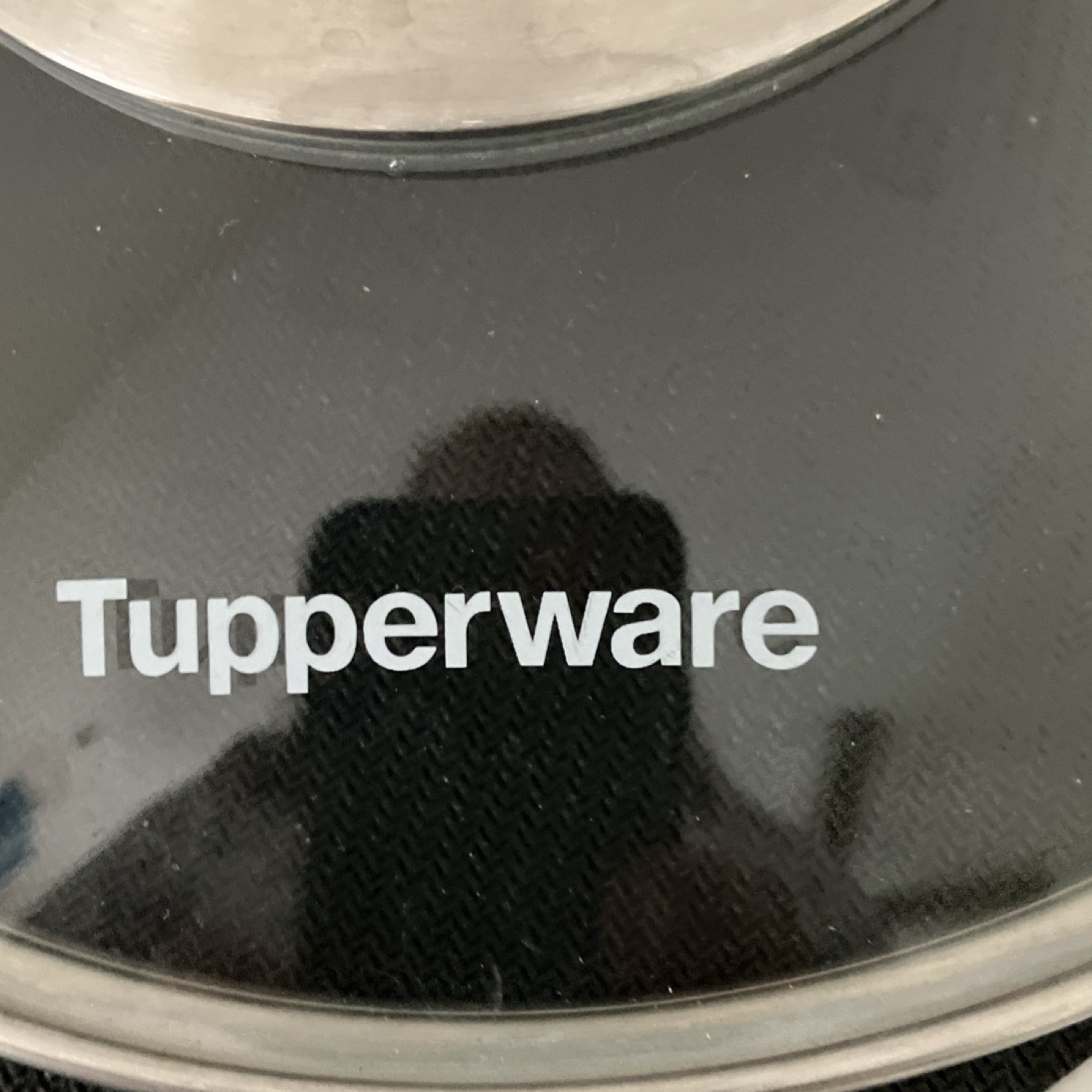 Tupperware Chef glass lid only to fit 8 inch pan, measures 7 3/4 inches