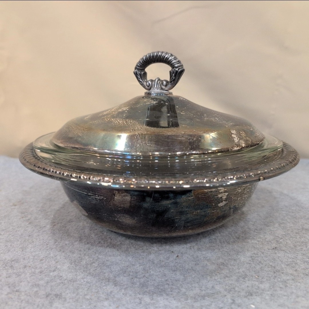 Vintage Silver Plated FB Rogers Bowl w/ Pyrex Casserole Dish w/ Lid