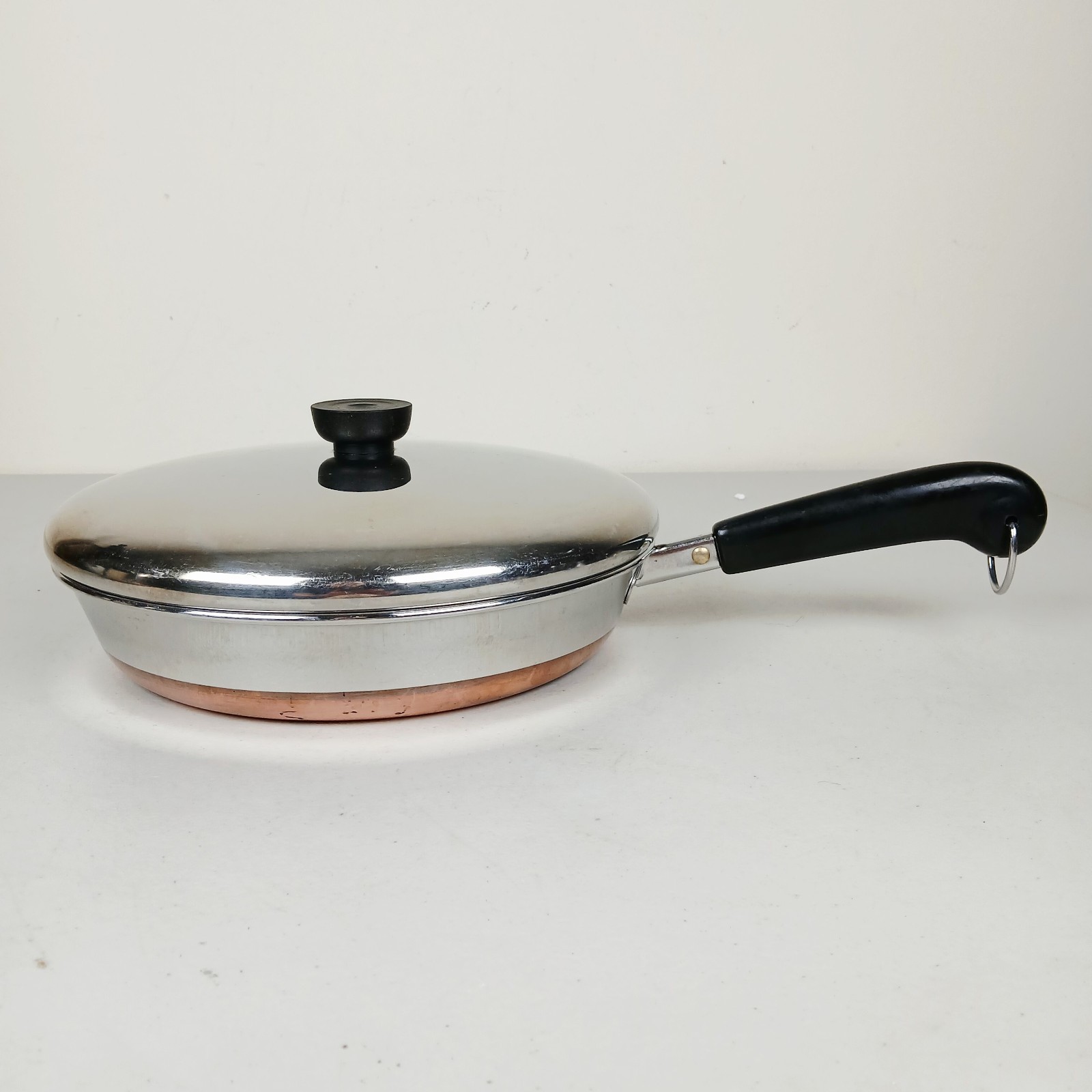 VTG Revere Ware Copper Bottom 10″ Skillet Stainless Steel w Lid 1801 CLEAN