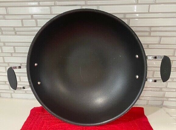 Emeril Black Non-Stick Reflective Wok With Clear Lid 13.5″ Double Handles