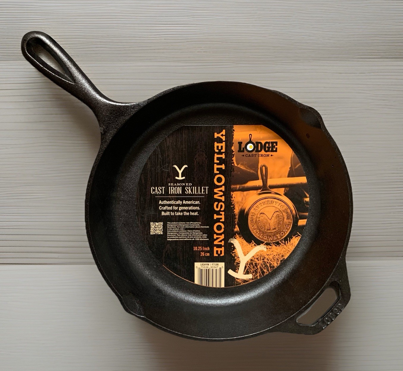 NEW Lodge Yellowstone 10.25in Seasoned Authentic Heavy Cast Iron Skillet