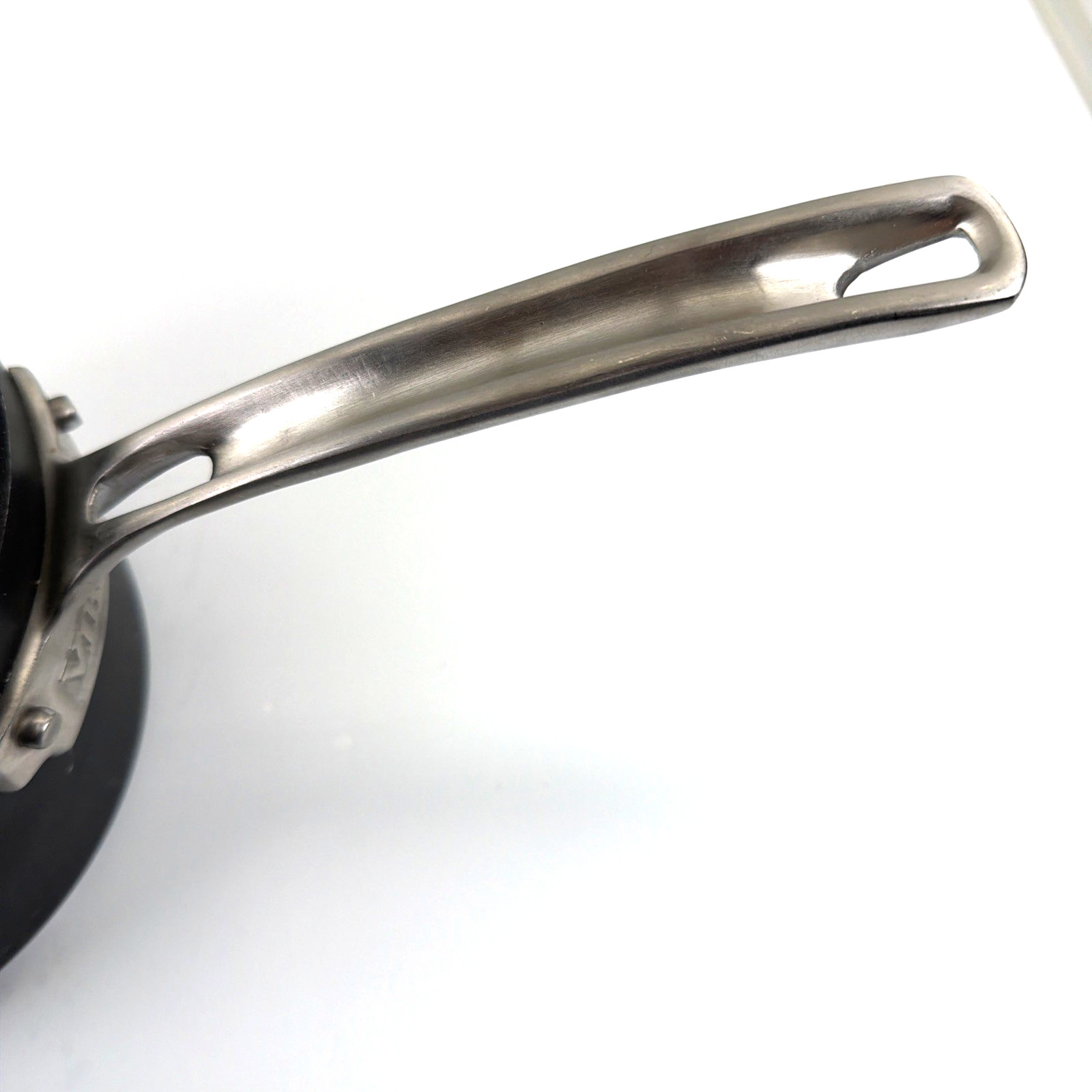 Viking Hard Anodized Nonstick 2 Quart Saucepan No Lid – Black