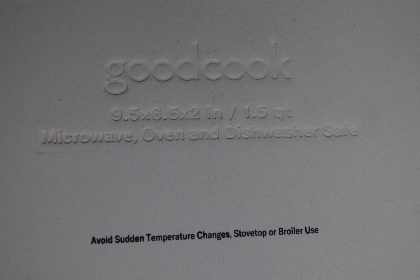 Goodcook 1.5 QT White Double Handle Stoneware Oval Casserole Dish