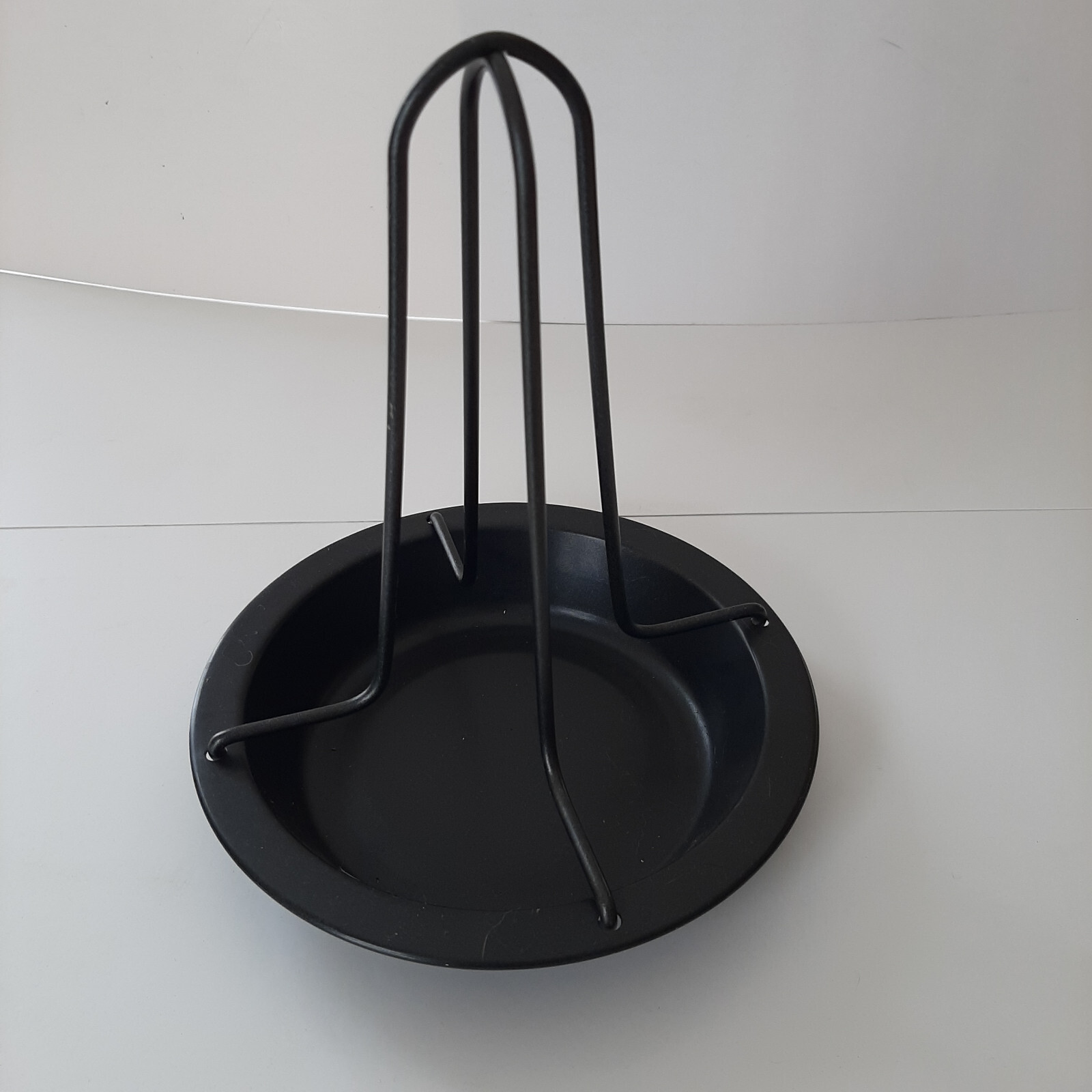 Upright Chicken Roaster Holder BBQ Grill Rack BBQ Baking Pan Slightly Used NICE!