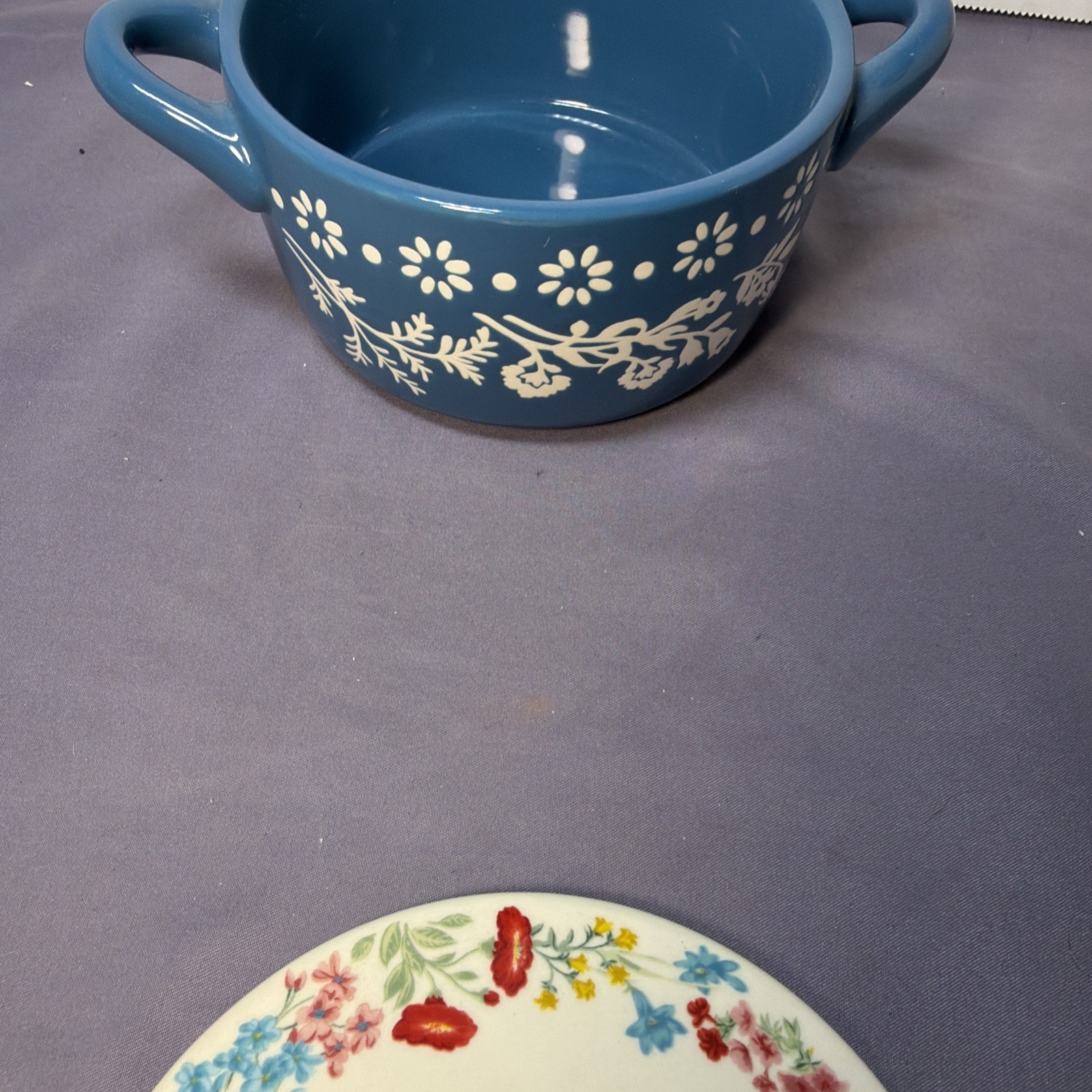 Pioneer Woman Blue & White Fancy Flourish Mini Cocotte w/Lid 16 oz 4.5” See Pics