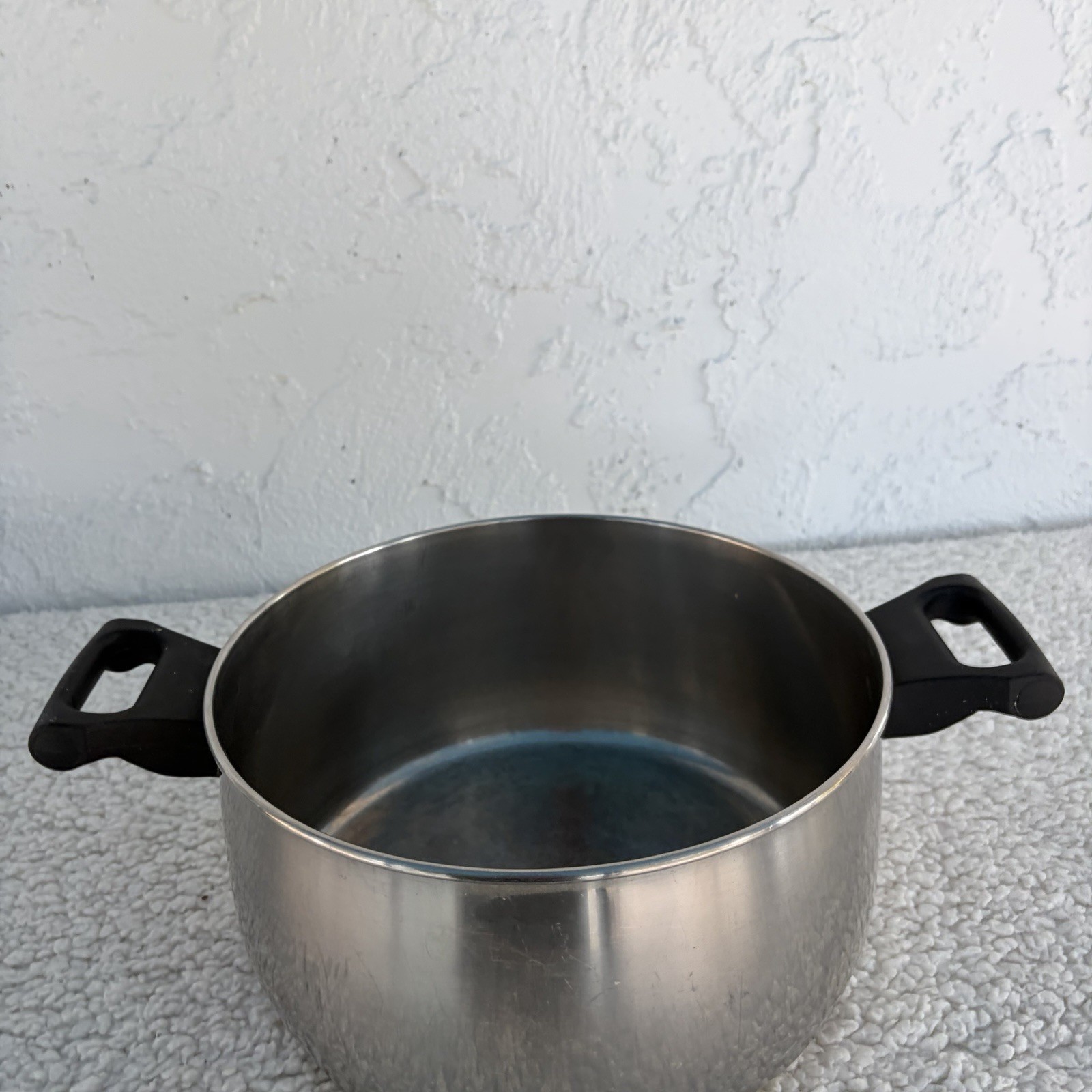 Farberware 18/10 Stainless Steel 6 Qt. Quart Stock Pot with lid