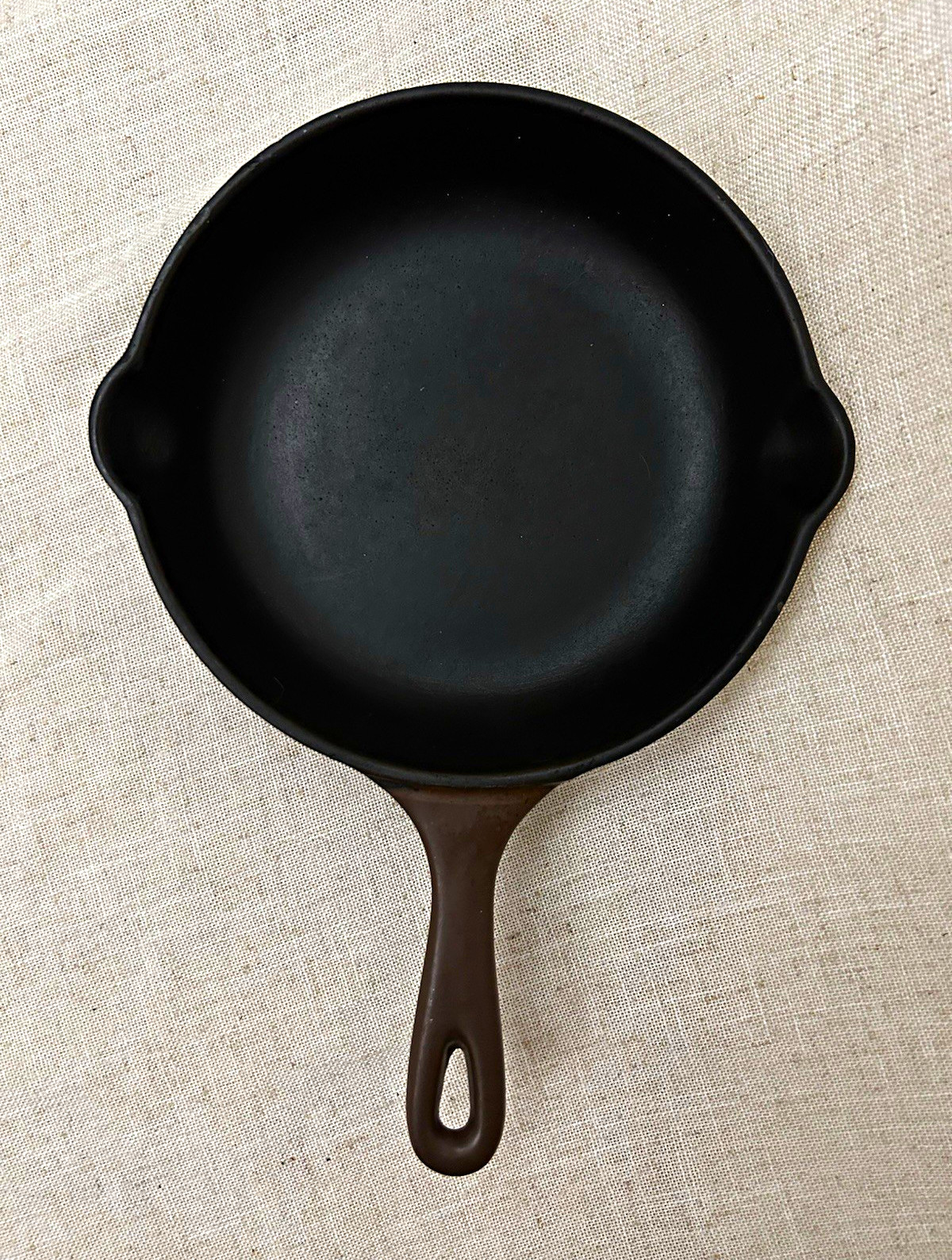 Le Creuset Enameled Cast Iron 20cm Brown Frying Pan Skillet Double Spout