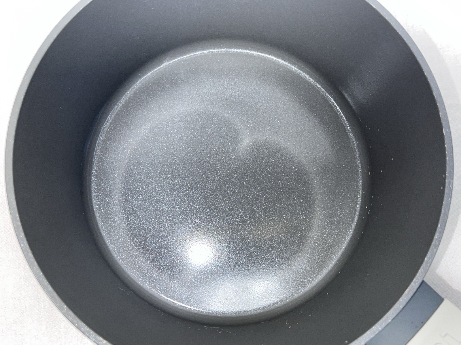 BergHoff Leo Non-Stick Covered Saucepan 1.8Qt Glass Lid Soft-touch handle