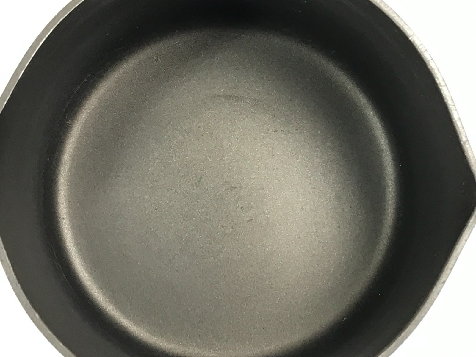Calphalon Classic 2.5 Qt Hard Anodized Saucepan Gray 87025 Nonstick With Lid