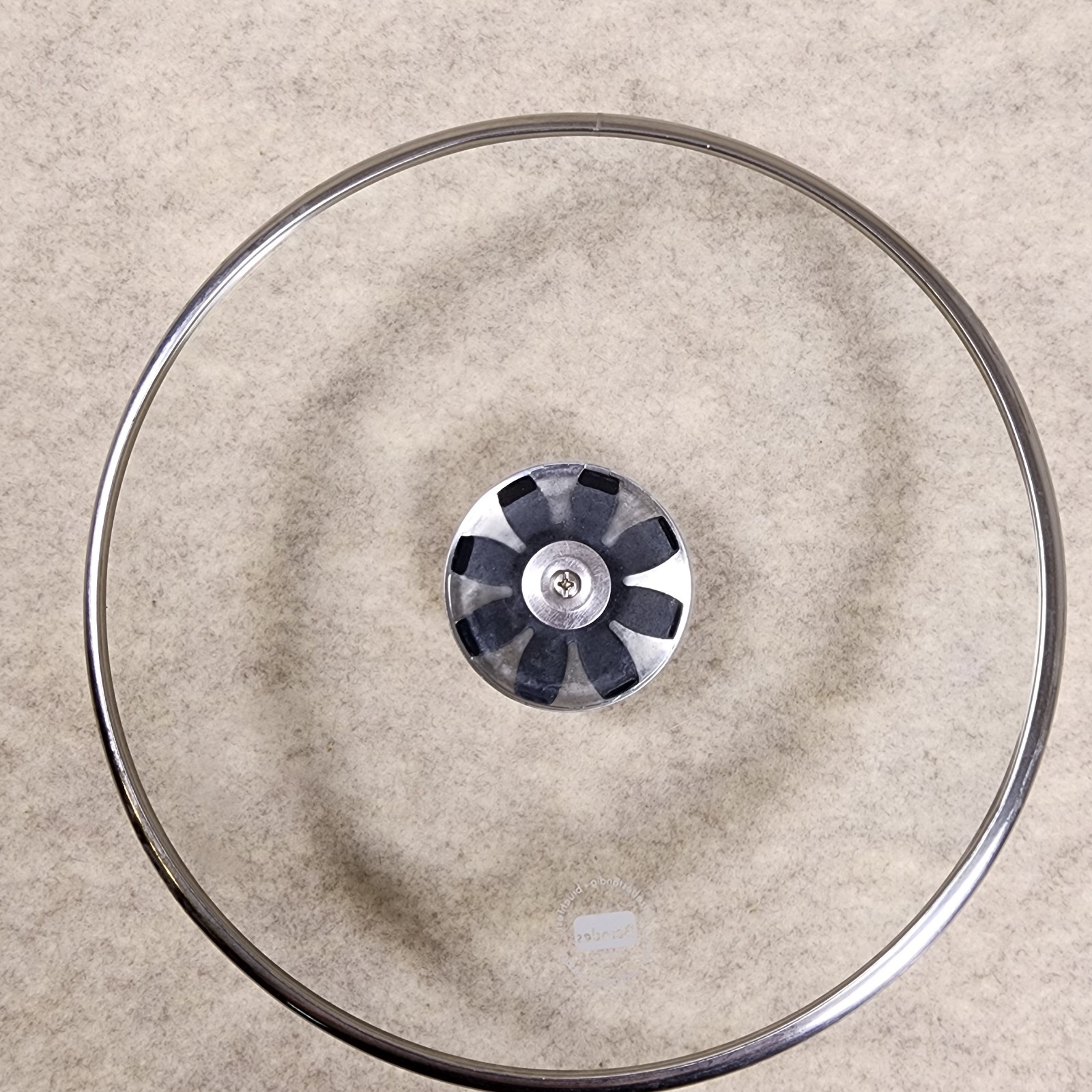 Berndes Glass Lid Round 9 3/8 Inch Stainless Steel Knob