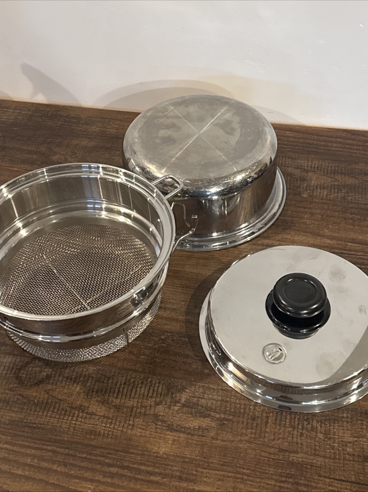 Saladmaster 3 qt saucepan With Steamer Basket & Vapo Valve Lid. 316Ti Stainless