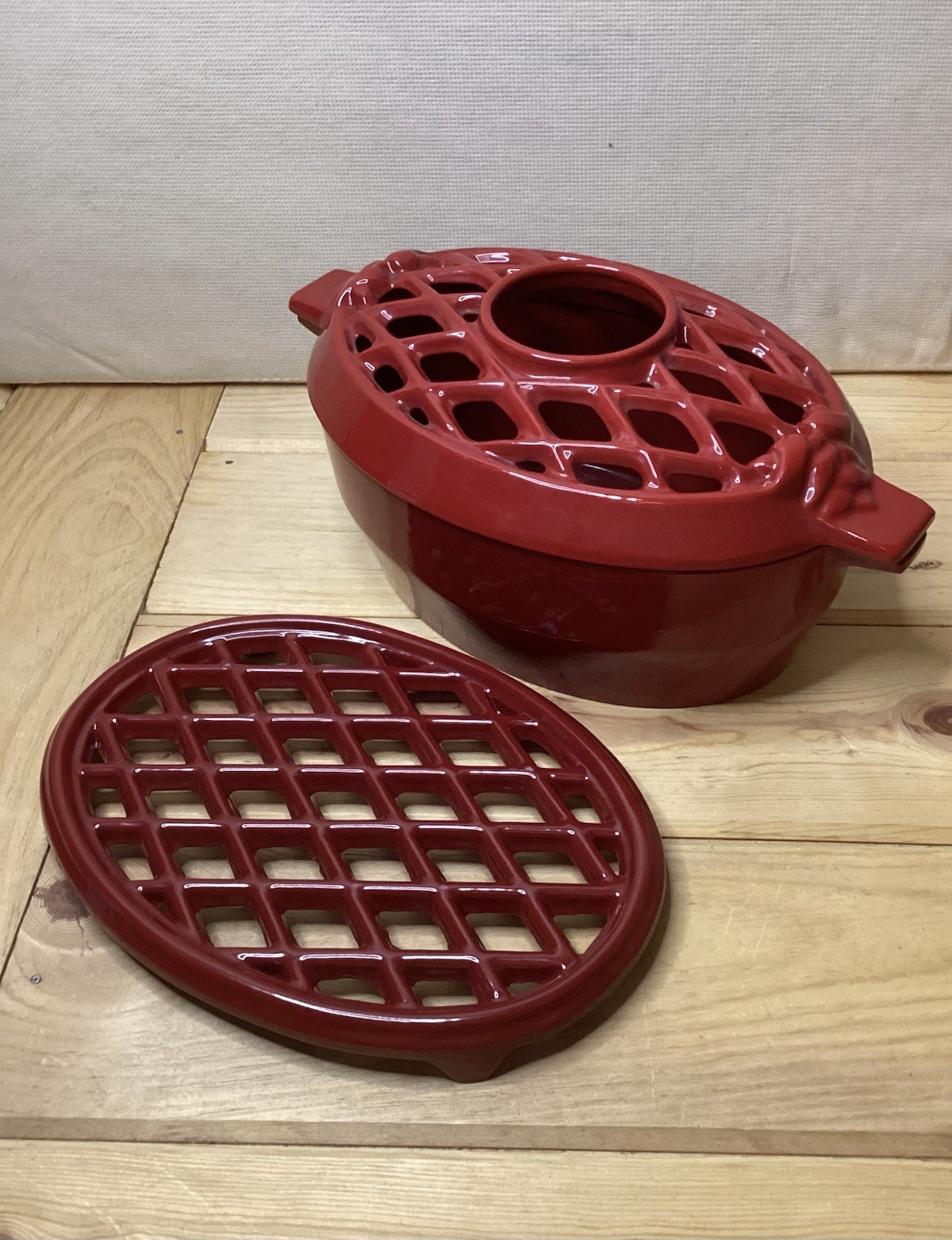Cast Iron Wood Stove Steamer Pot – Fireplace Humidifier red enamel John Wright