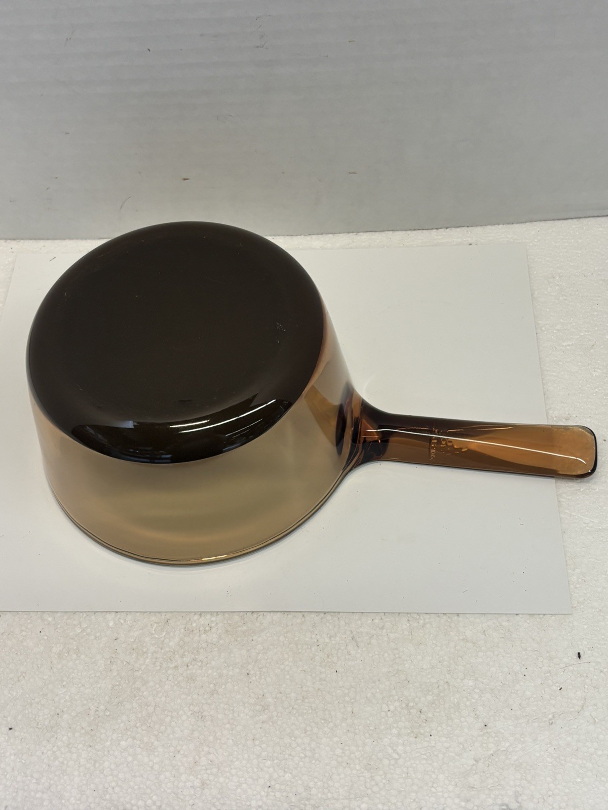 CorningWare Vision 1 Liter Amber Glass Sauce Pan w/Spout. Non-stick Surface