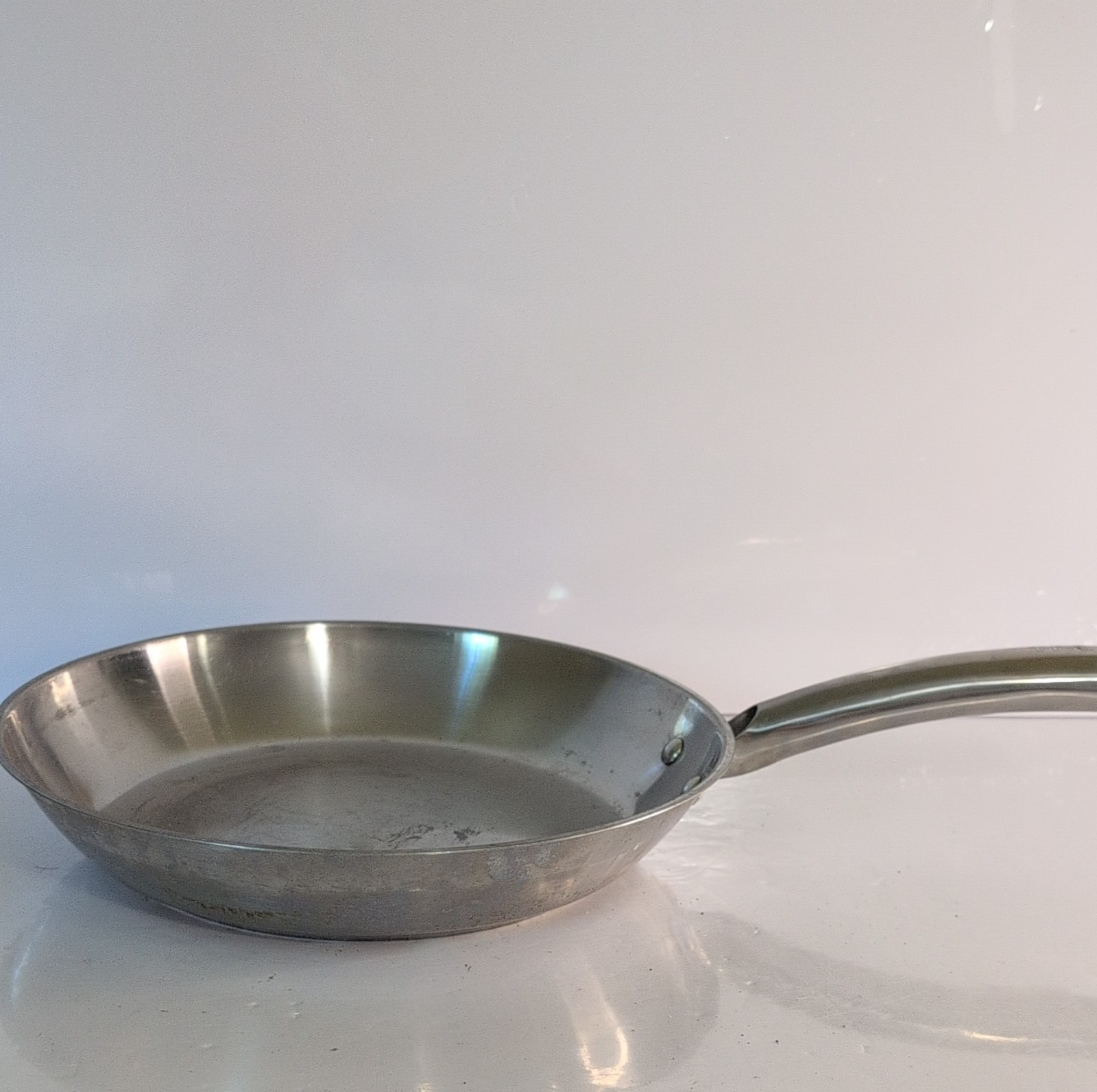 Stainless Steel Frying Pan 10.5in Induction Electric Gas Compatible Silver