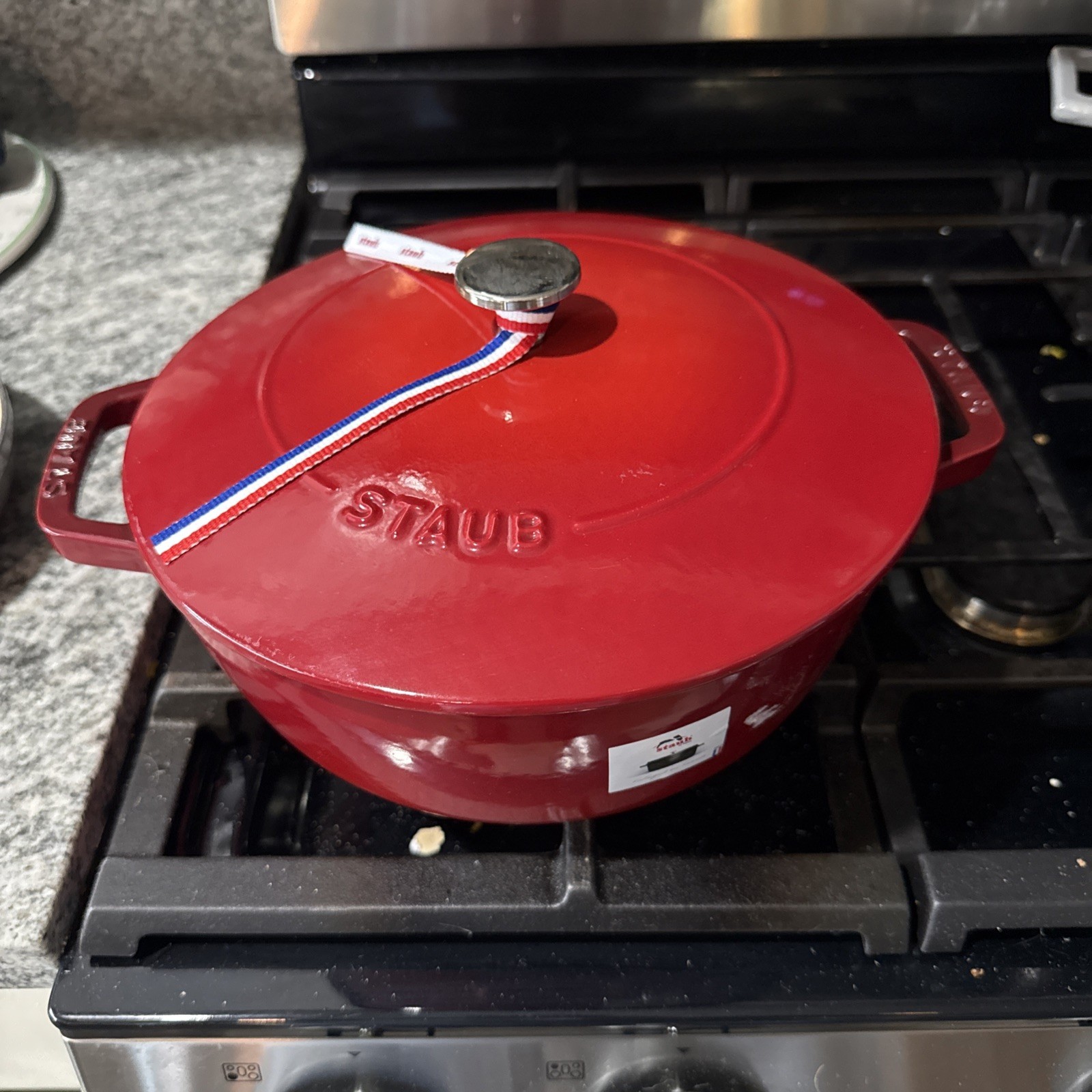 Staub 24 Red 4 Quart Dutch Oven 9 3/8 Lid New! Beautiful!🔥🔥🔥🔥