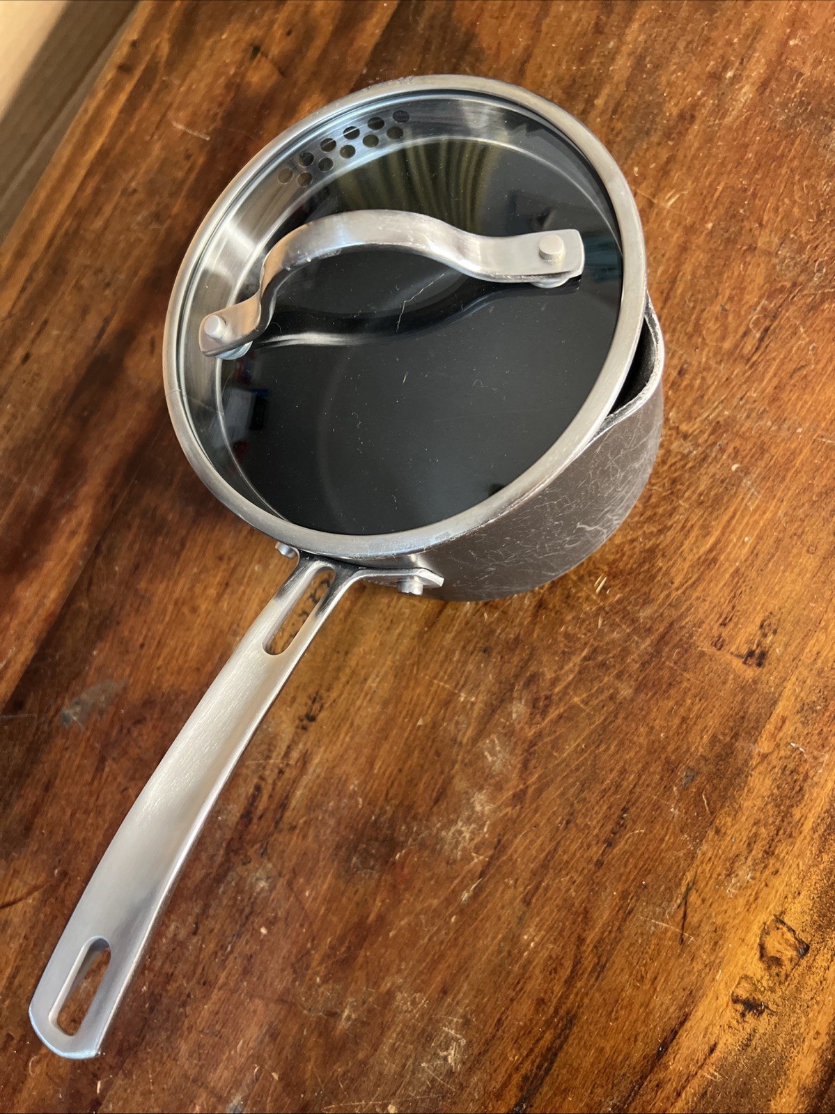 Kirkland Signature Professional Sauce Pan 2 Qt 1.8 L Hard Anodized NonStick+Lid