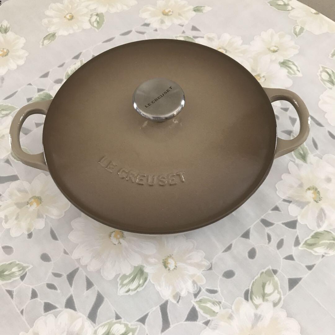 Le Creuset Marmite 18cm 1.3L Nutmeg Cast Iron Made in France No Box UNUSED
