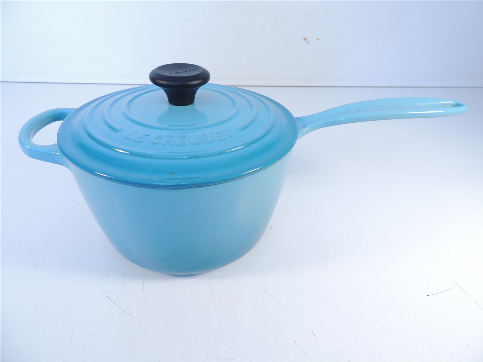 Le Creuset 4 Qt 2.2L Signature Saucepan 18 Lid Enameled Cast Iron Blue France