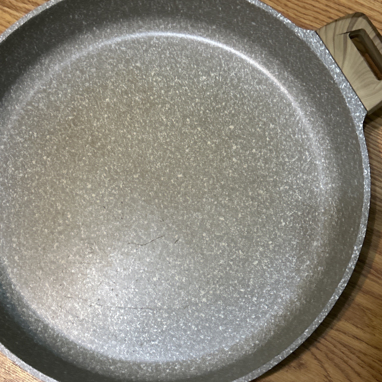 Natural Elements Woodstone Premium 6.6-Qt, 14 In Low Casserole
