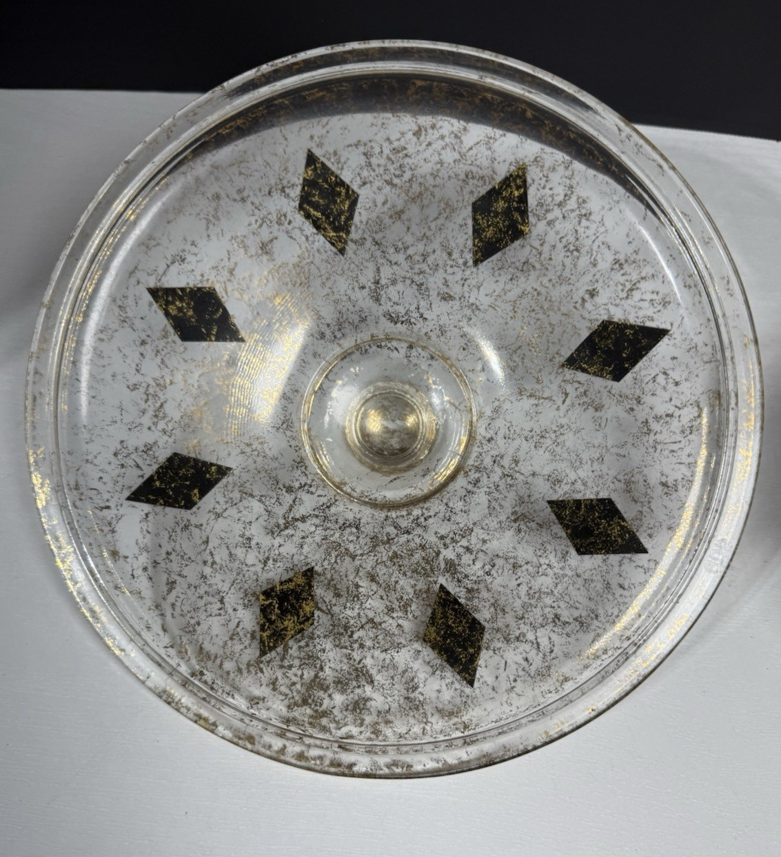 Vintage FIRE-KING Georges Briard Covered 2 QT Casserole Dish Gold & Black MCM